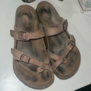 Birkenstock Mayari Oiled Leather Sandal